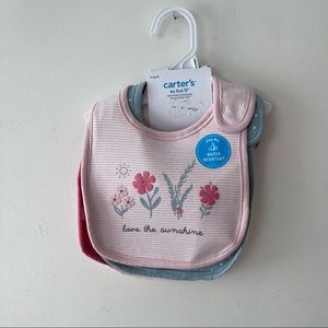 NWT Carter’s 4-Pack Teething Bib - Multicolor